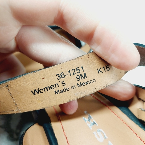 New Trask Saydee Leather Cone Heel Strappy  Sandals D147 - Picture 13 of 14